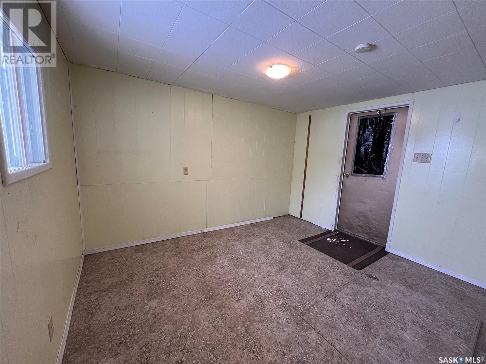 305 2nd Street W, Milden, Saskatchewan  S0L 2L0 - Photo 13 - SK995559