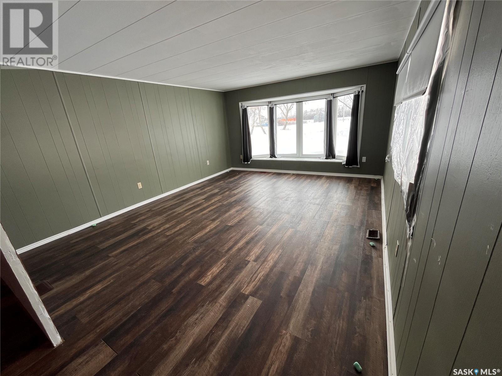 305 2nd Street W, Milden, Saskatchewan  S0L 2L0 - Photo 19 - SK995559