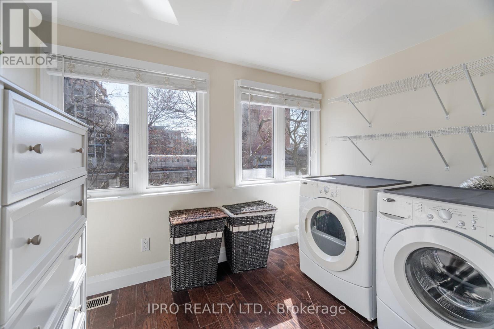 3 Glen Gordon Road, Toronto, Ontario  M6P 1B7 - Photo 26 - W12124254