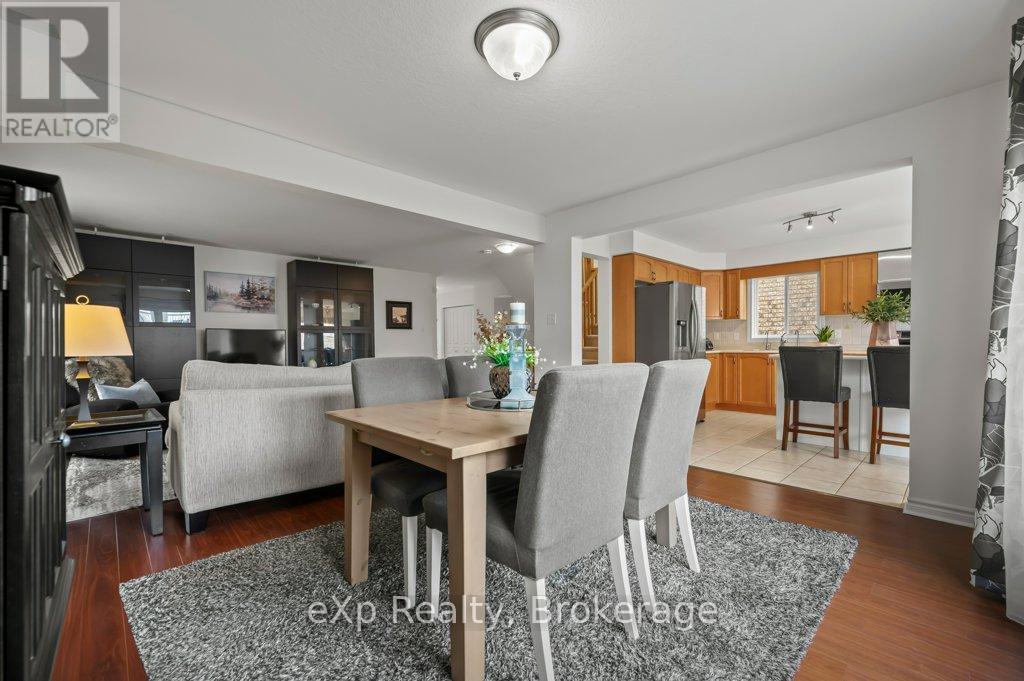 36 Ray Crescent, Guelph, Ontario  N1L 0B6 - Photo 11 - X12124267