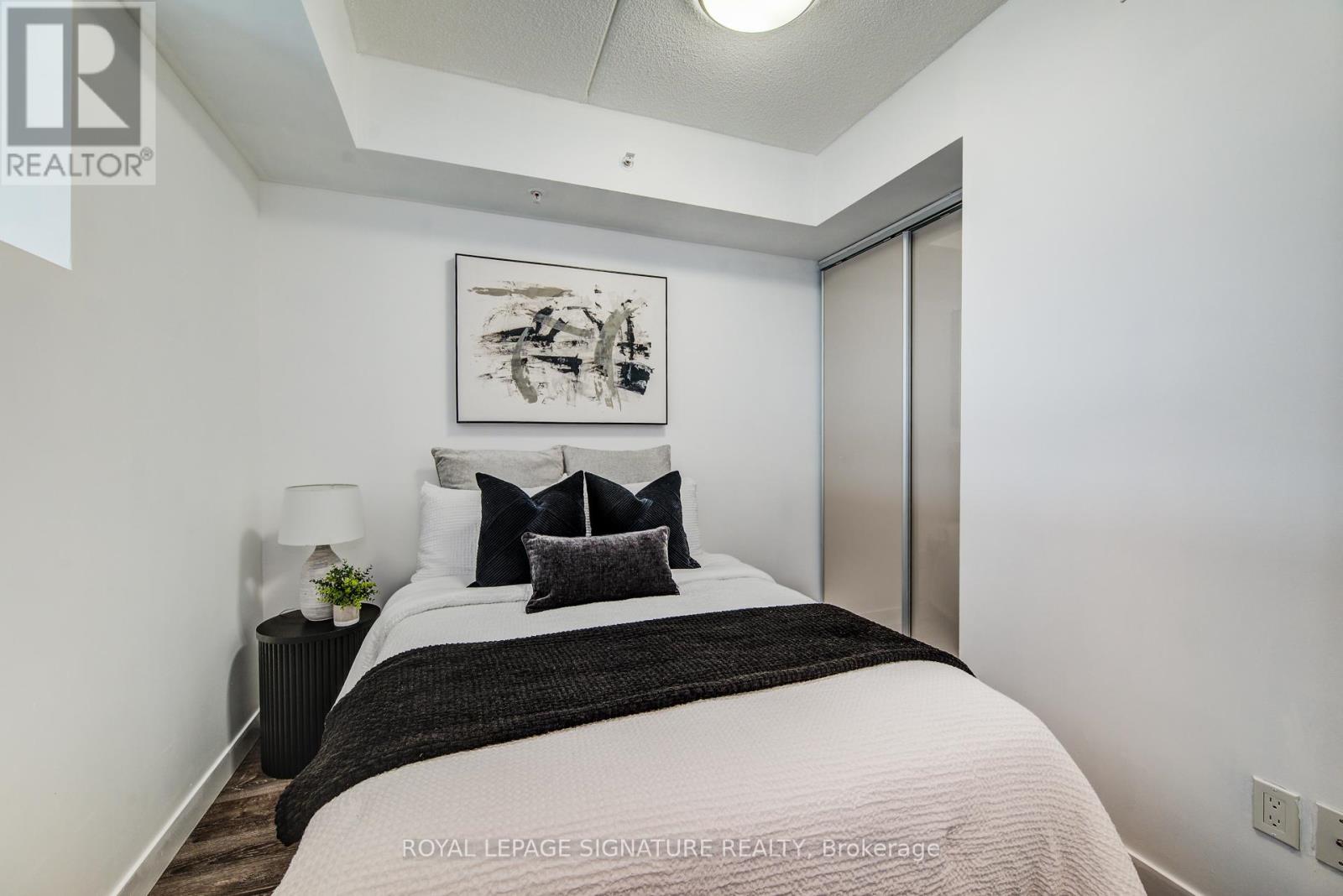 718 - 250 Albert Street, Waterloo, Ontario  N2L 3W5 - Photo 13 - X12124181