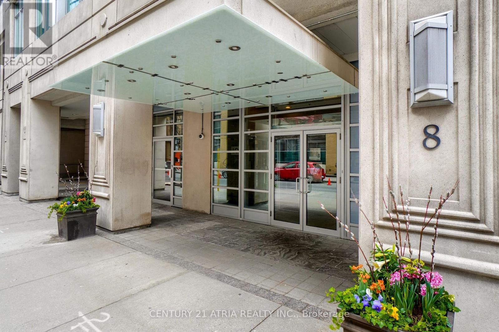 Property at 1209 - 8 SCOLLARD STREET image 4