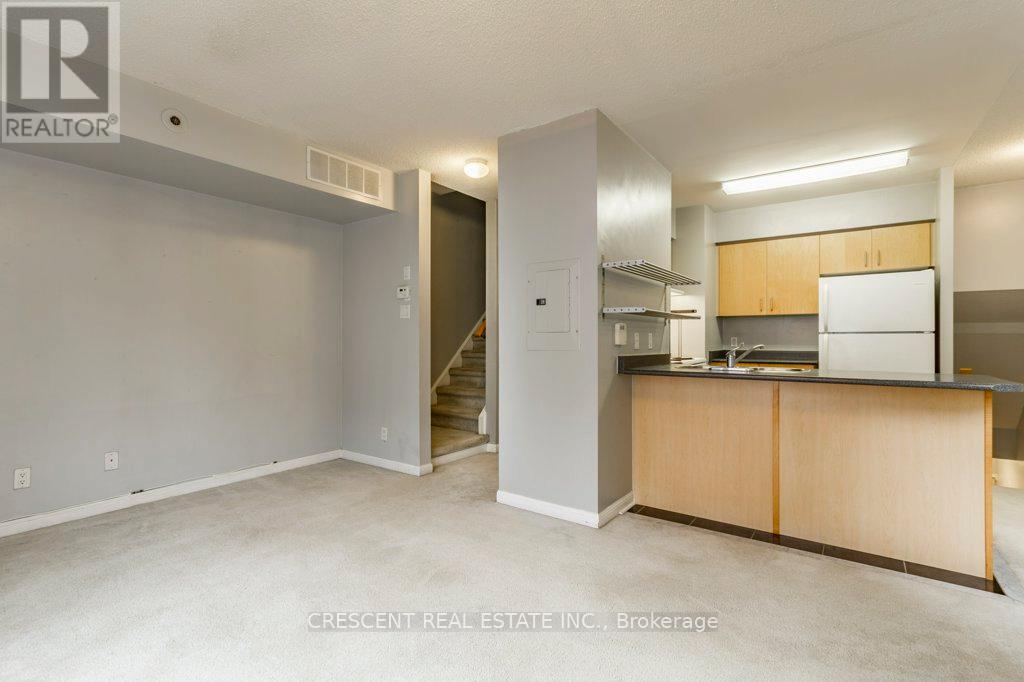 516 - 27 Canniff Street, Toronto, Ontario  M6K 3M5 - Photo 11 - C12124314