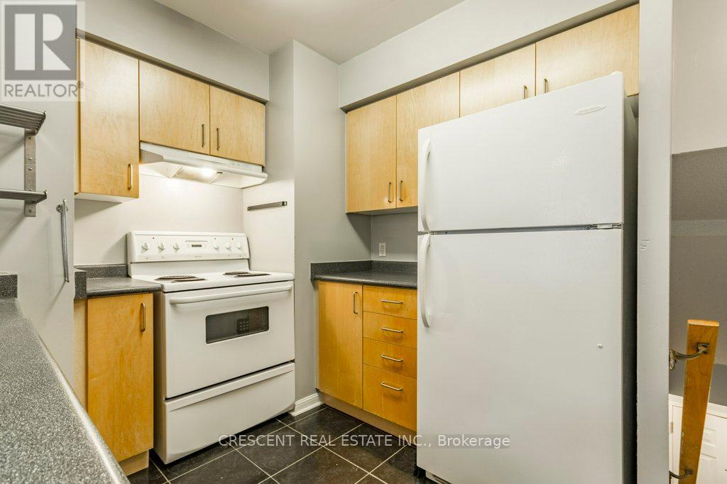 516 - 27 Canniff Street, Toronto, Ontario  M6K 3M5 - Photo 8 - C12124314