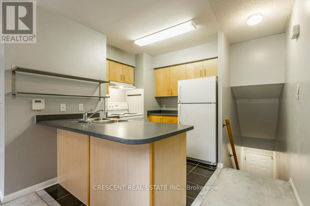 516 - 27 Canniff Street, Toronto, Ontario  M6K 3M5 - Photo 9 - C12124314