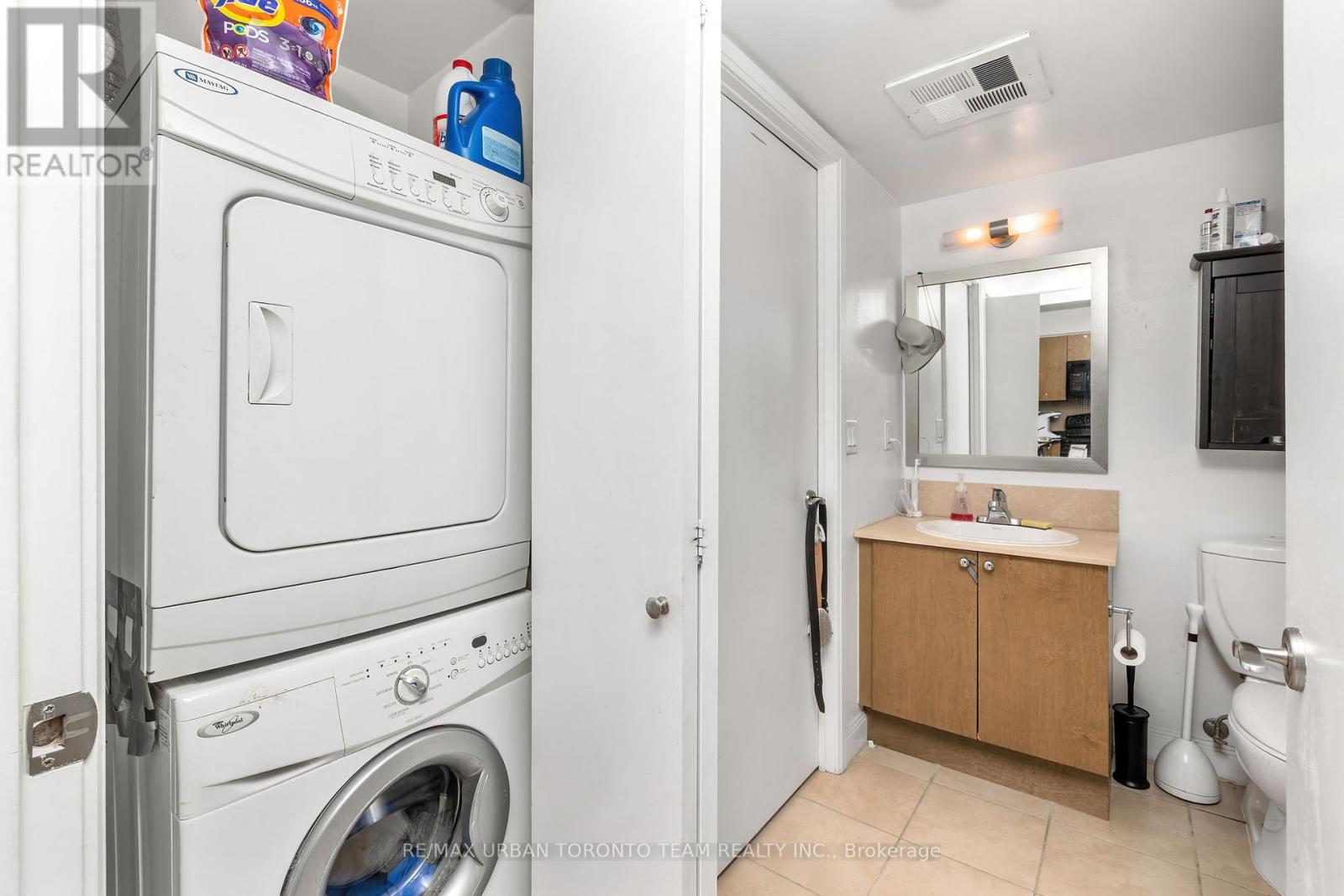 1110 - 2191 Yonge Street, Toronto, Ontario  M4S 2B1 - Photo 17 - C12124320