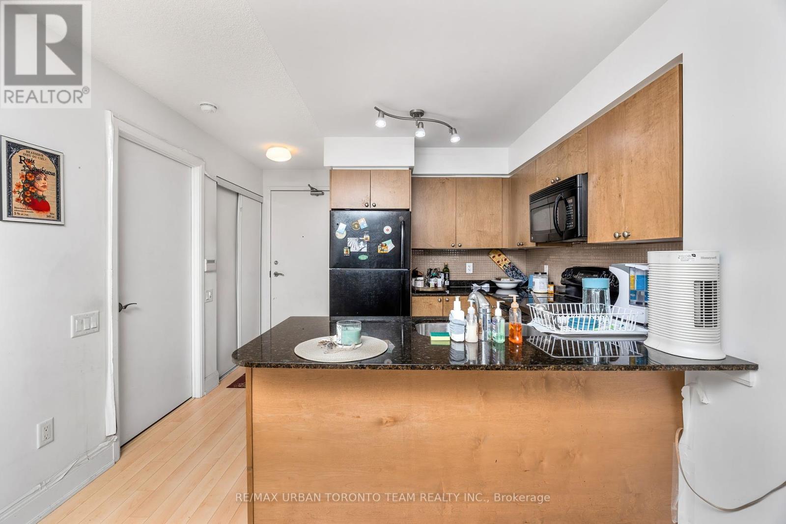 1110 - 2191 Yonge Street, Toronto, Ontario  M4S 2B1 - Photo 4 - C12124320