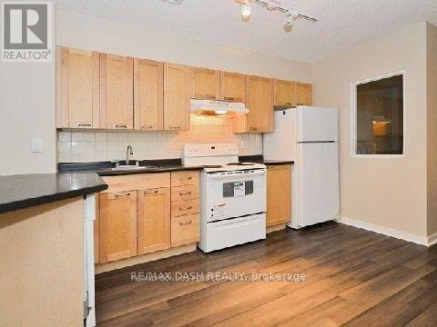 102 - 75 Dalhousie Street, Toronto, Ontario  M5B 2R9 - Photo 2 - C12124349
