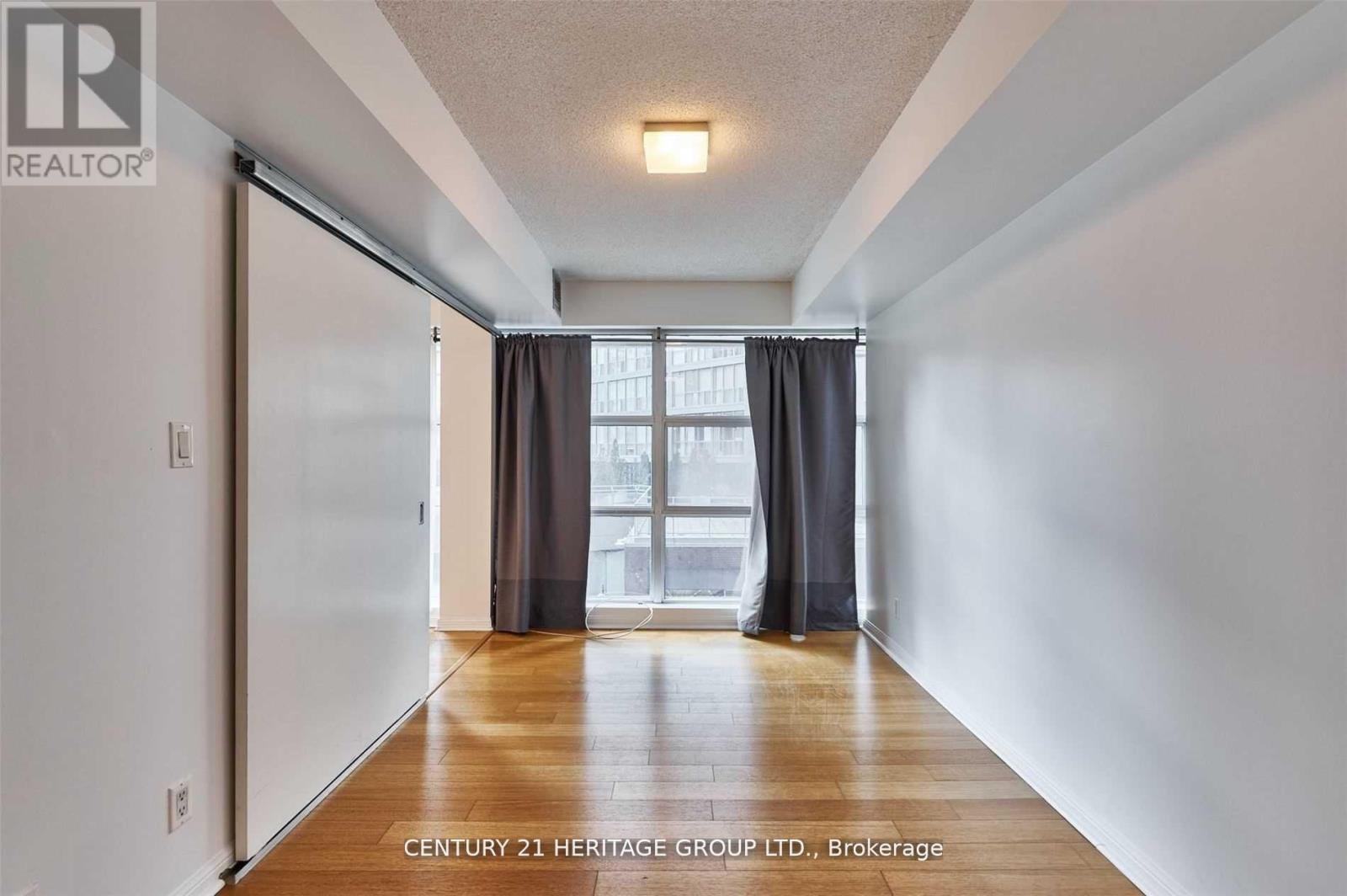 203 - 11 St. Joseph Street, Toronto, Ontario  M4Y 3G4 - Photo 11 - C12124366