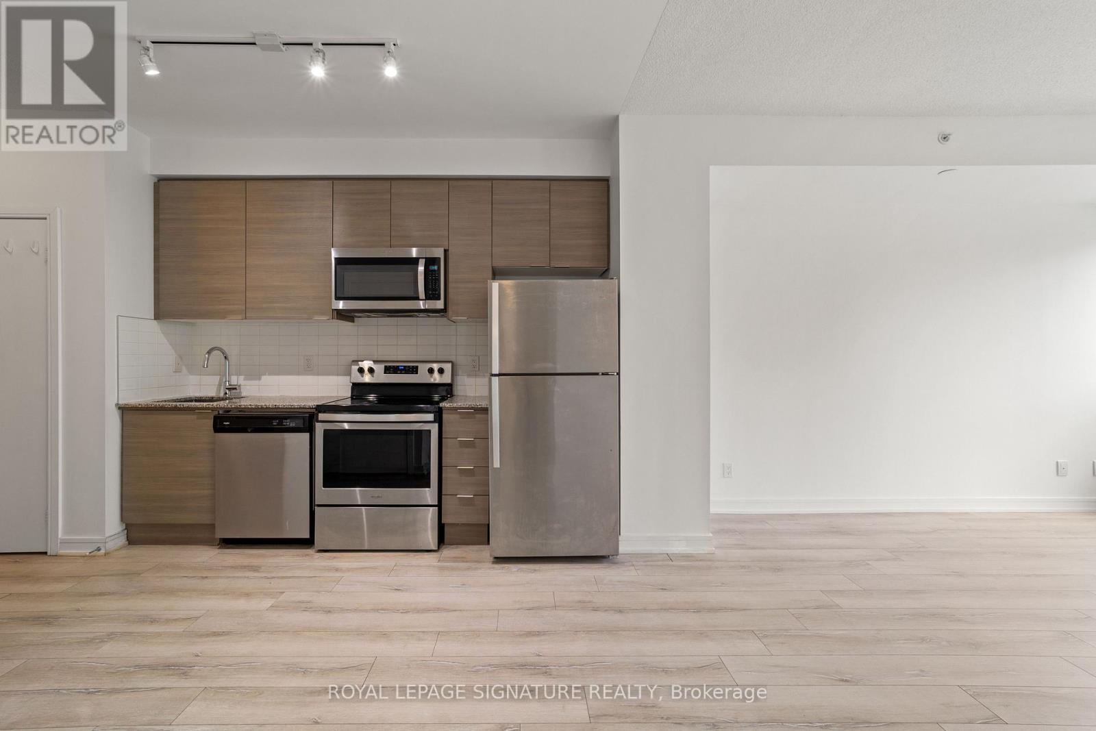 527 - 621 Sheppard Avenue E, Toronto, Ontario  M2K 0G4 - Photo 19 - C12124423