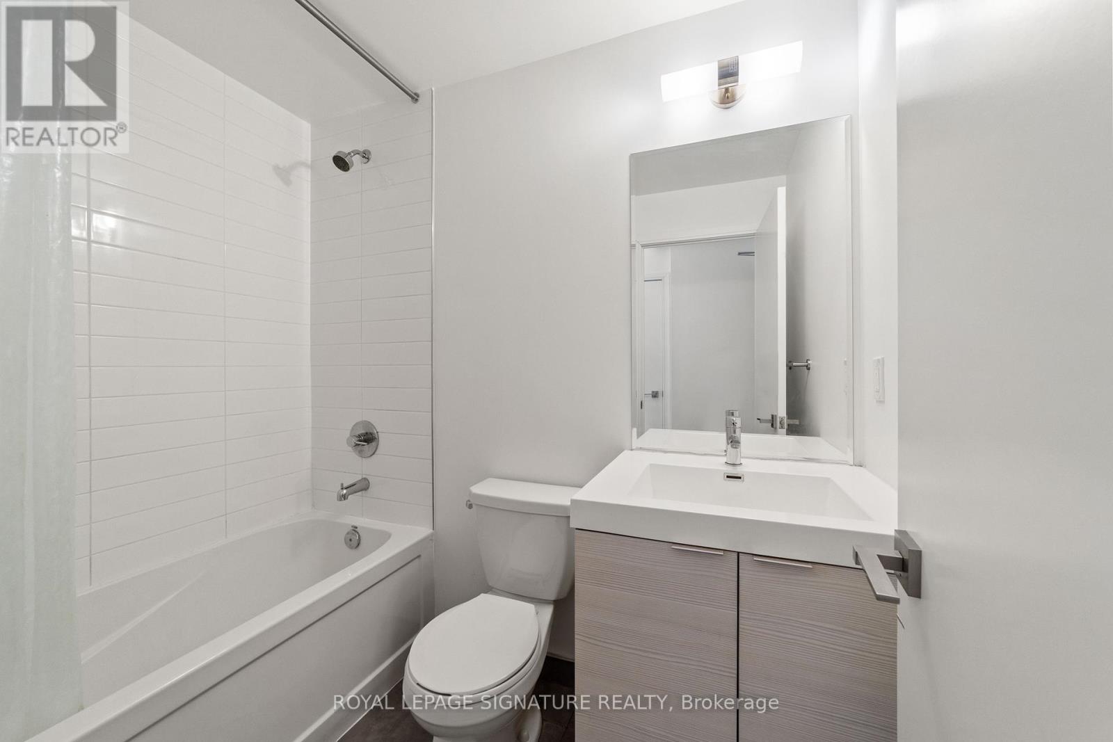 527 - 621 Sheppard Avenue E, Toronto, Ontario  M2K 0G4 - Photo 34 - C12124423