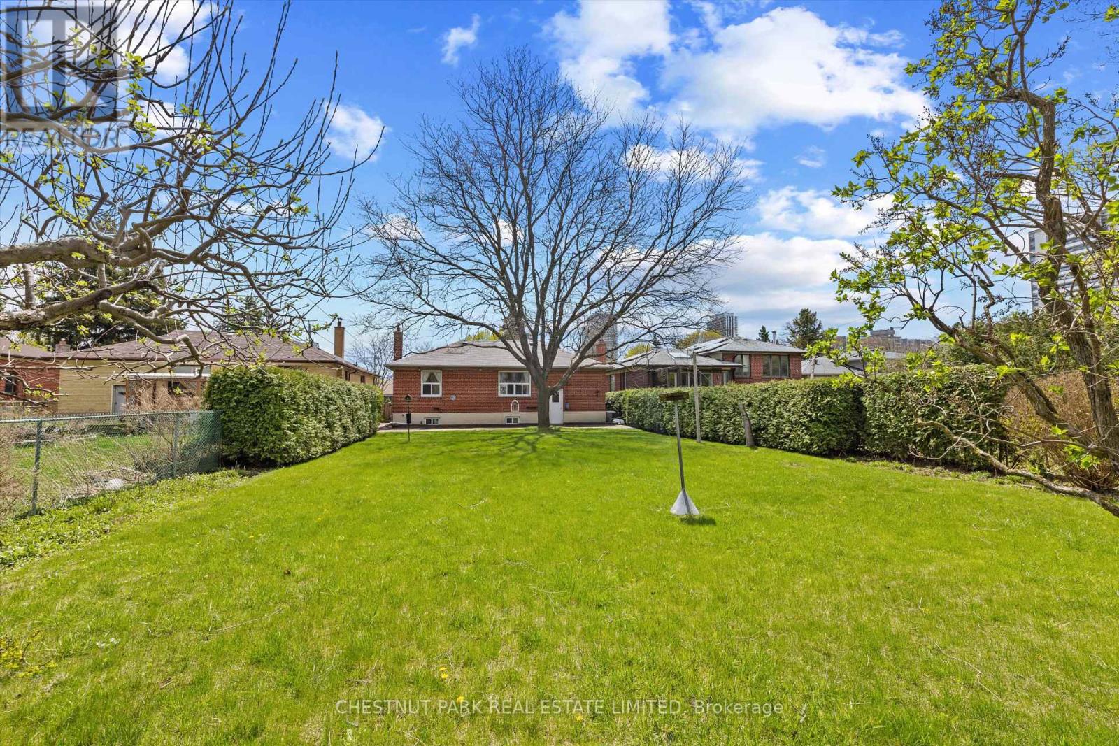 16 Everingham Court, Toronto, Ontario  M2M 2J5 - Photo 28 - C12124488