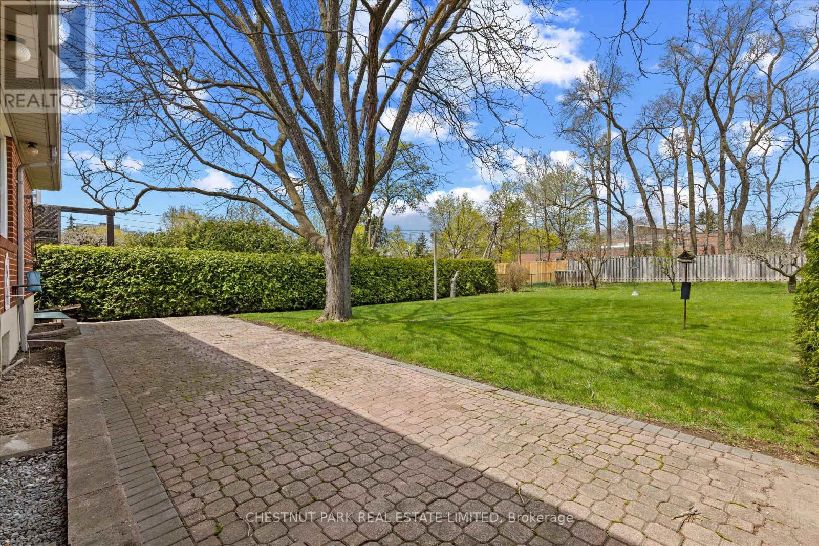 16 Everingham Court, Toronto, Ontario  M2M 2J5 - Photo 29 - C12124488