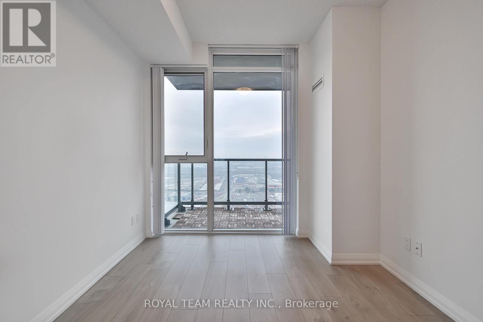3201 - 7895 Jane Street, Vaughan (Concord), Ontario  L4K 2M7 - Photo 12 - N12124372