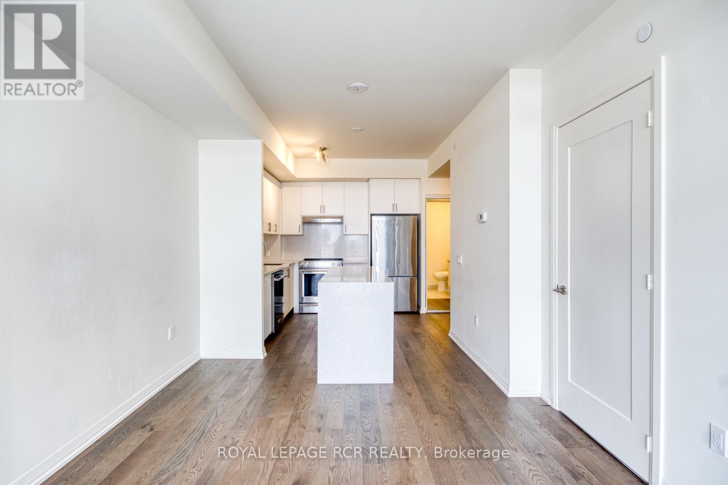 425 - 9000 Jane Street, Vaughan, Ontario  L4K 0M6 - Photo 8 - N12124380