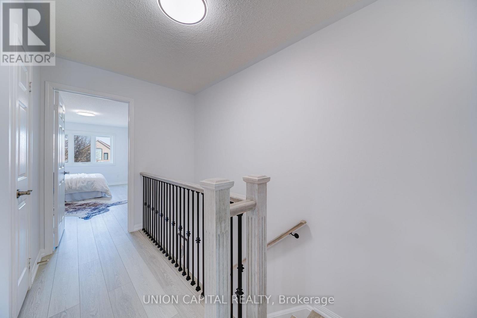 65 Formosa Drive, Richmond Hill, Ontario  L4S 1S9 - Photo 2 - N12124391
