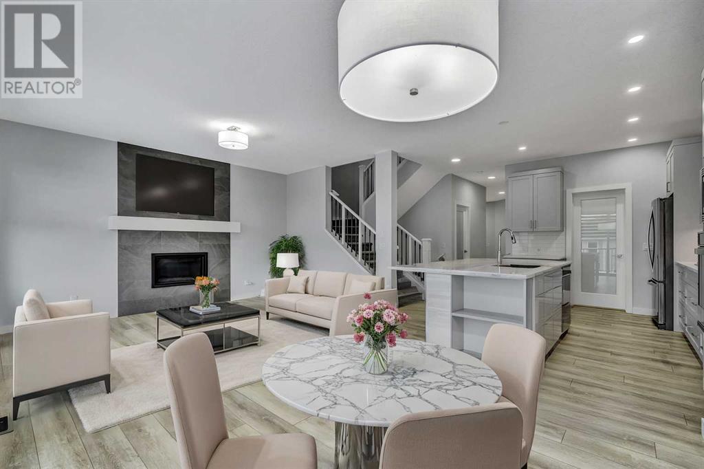 Property at 93 Crestbrook View SW image 3