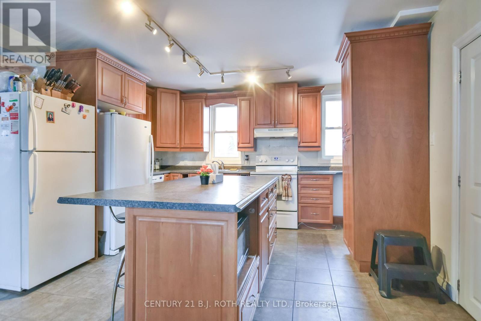 10 12 Line N, Oro-Medonte, Ontario  L0L 1T0 - Photo 10 - S12124376