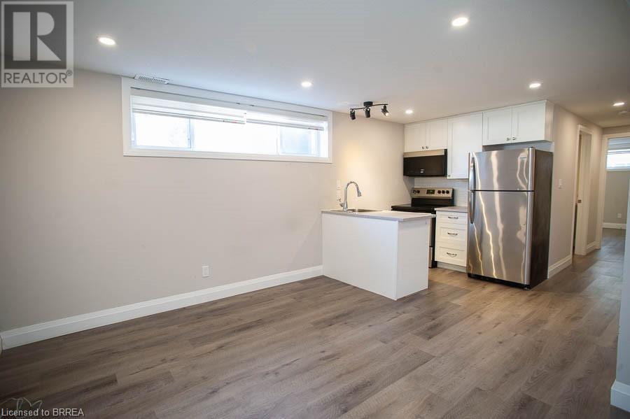 11 Hillcrest Avenue, Brantford, Ontario  N3T 2C8 - Photo 18 - 40724377
