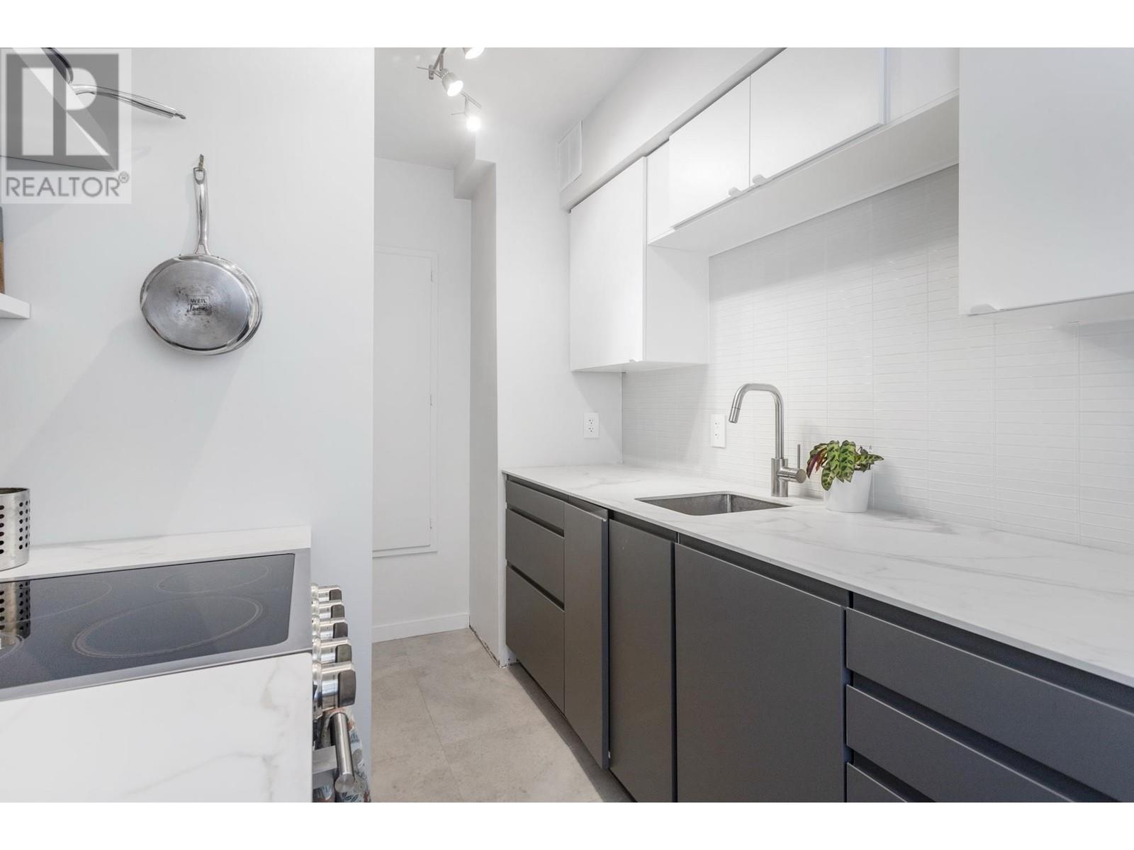 404 1975 Pendrell Street, Vancouver, British Columbia  V6G 1T6 - Photo 15 - R2997946