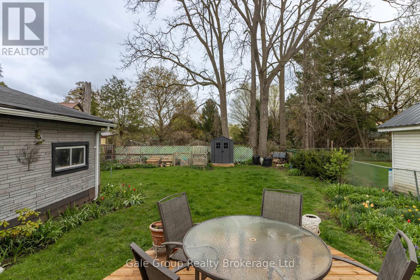 15 East Park Drive S, Woodstock (Woodstock - South), Ontario  N4S 3M9 - Photo 2 - X12124560