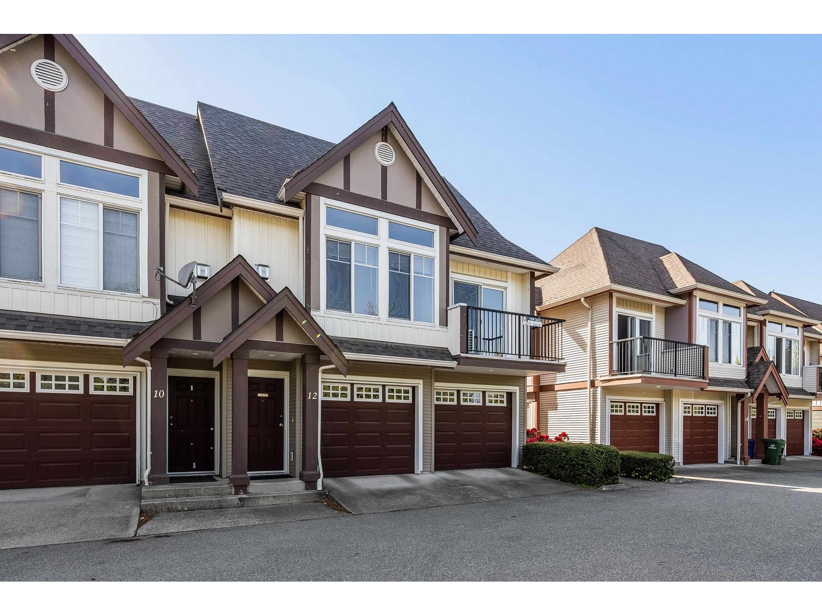 Property at 12 45450 SHAWNIGAN CRESCENT image 2