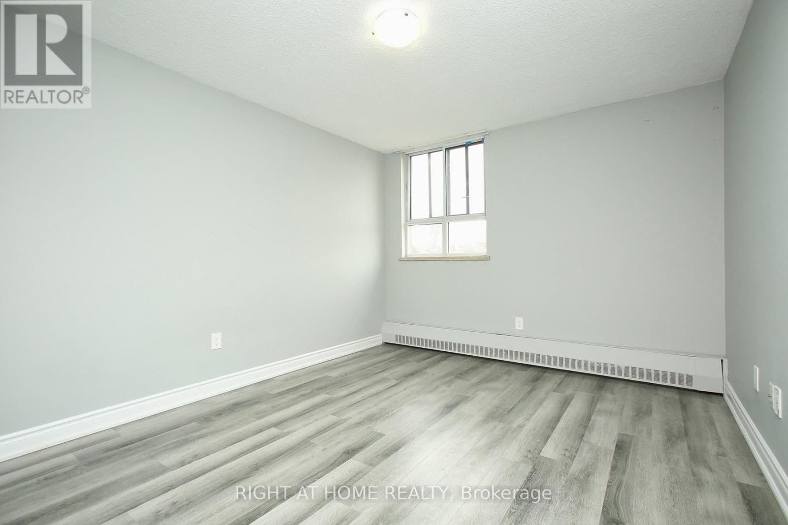 304 - 1615 Bloor Street, Mississauga, Ontario  L4X 1S2 - Photo 10 - W12124310