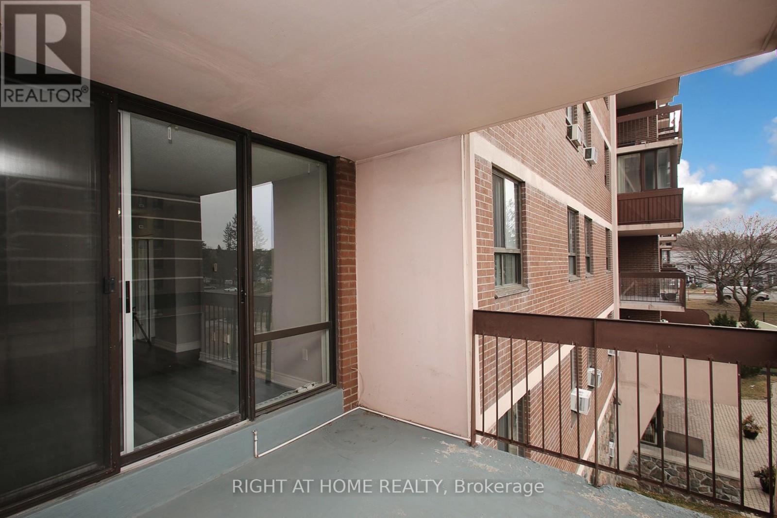304 - 1615 Bloor Street, Mississauga, Ontario  L4X 1S2 - Photo 14 - W12124310