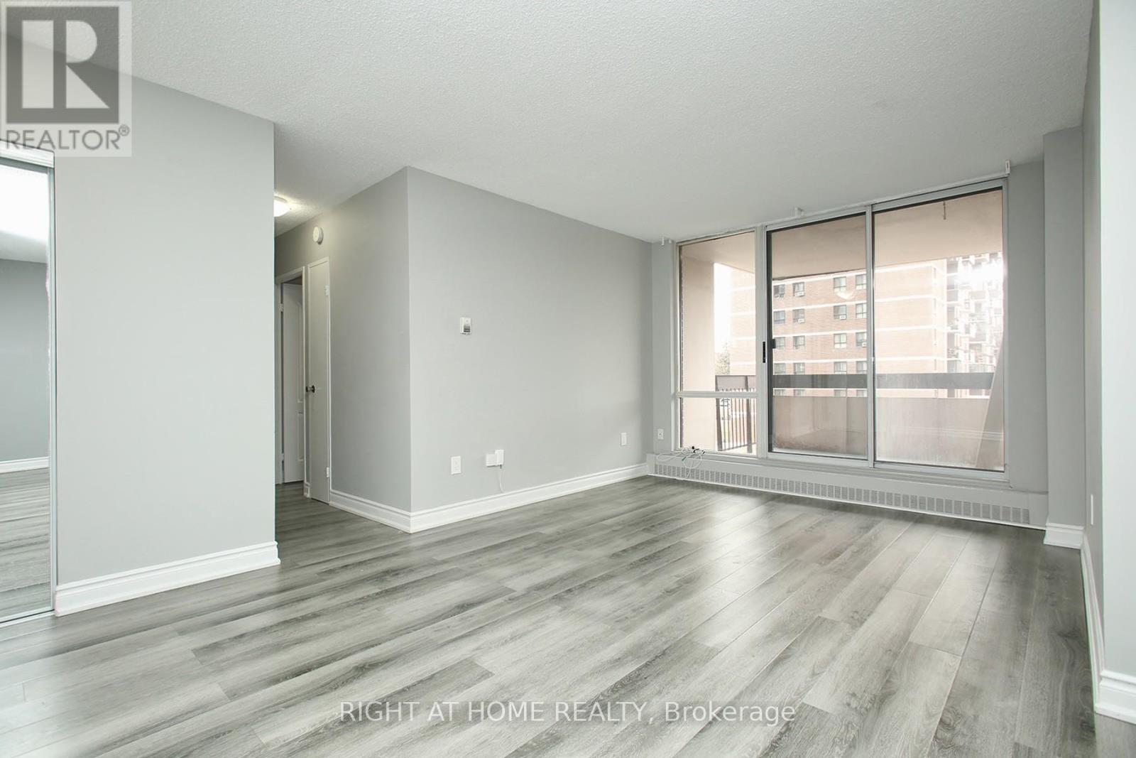 304 - 1615 Bloor Street, Mississauga, Ontario  L4X 1S2 - Photo 6 - W12124310