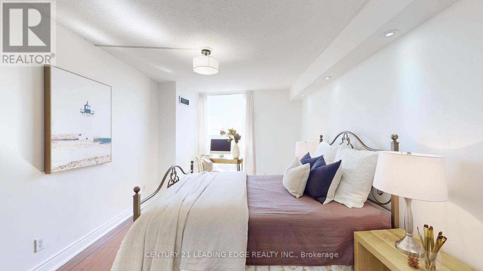 909 - 50 Eglinton Avenue W, Mississauga, Ontario  L5R 3P5 - Photo 27 - W12124361