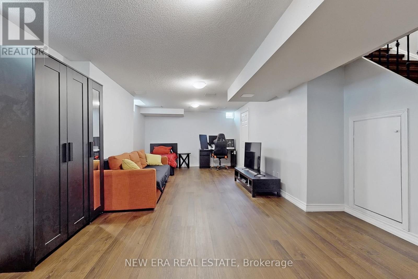 1383 Brookstar Drive, Oakville, Ontario  L6M 3W2 - Photo 32 - W12124413