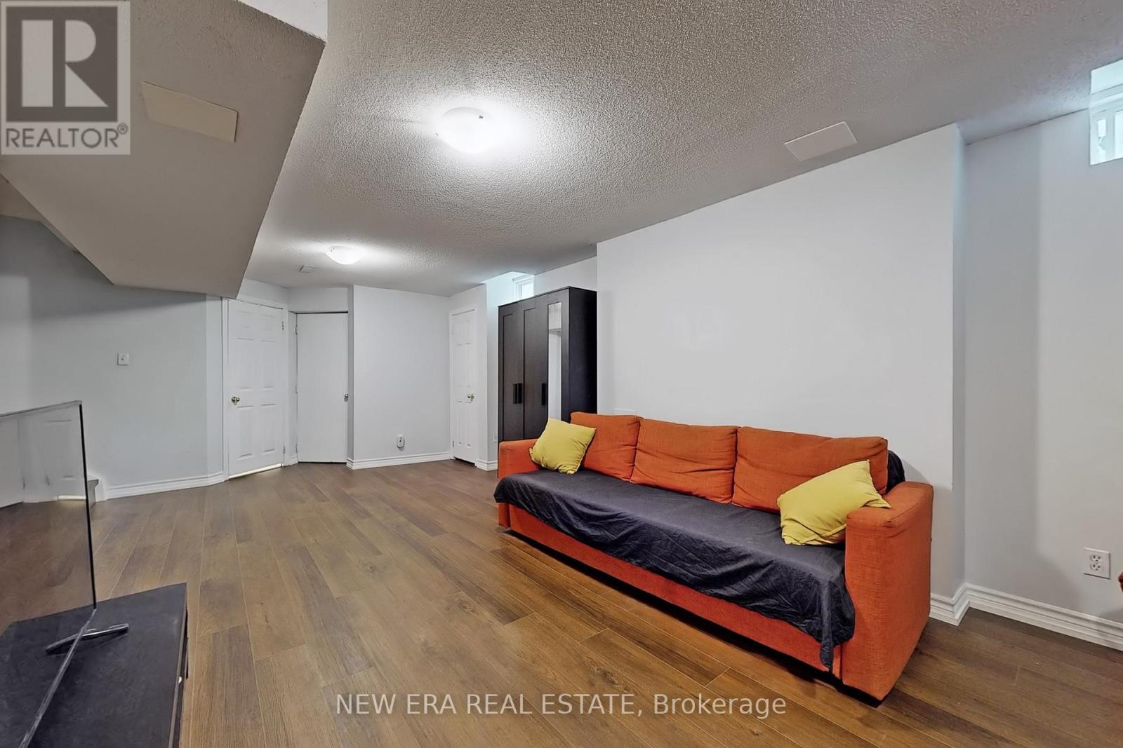 1383 Brookstar Drive, Oakville, Ontario  L6M 3W2 - Photo 37 - W12124413