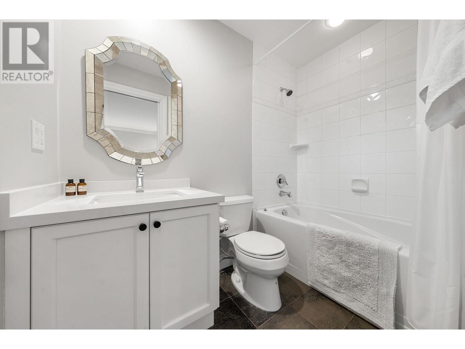 4682 Decourcy Court, West Vancouver, British Columbia  V7W 3J5 - Photo 24 - R2997954