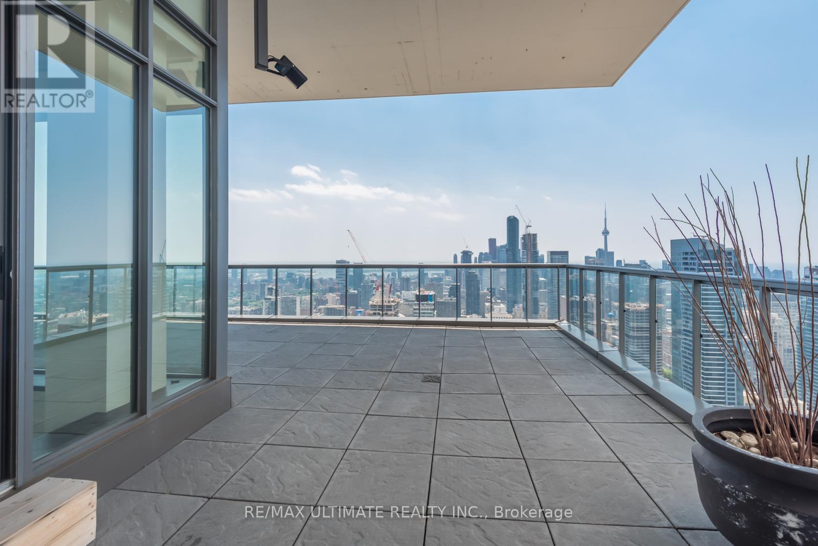4602 - 33 Charles Street E, Toronto, Ontario  M4Y 1R9 - Photo 30 - C12123620