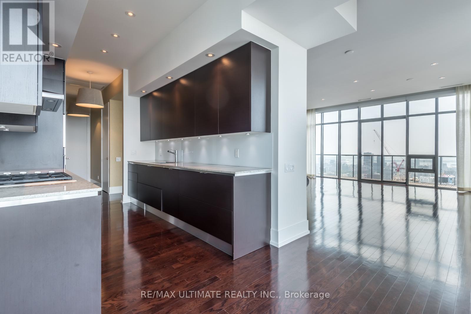 4602 - 33 Charles Street E, Toronto, Ontario  M4Y 1R9 - Photo 4 - C12123620
