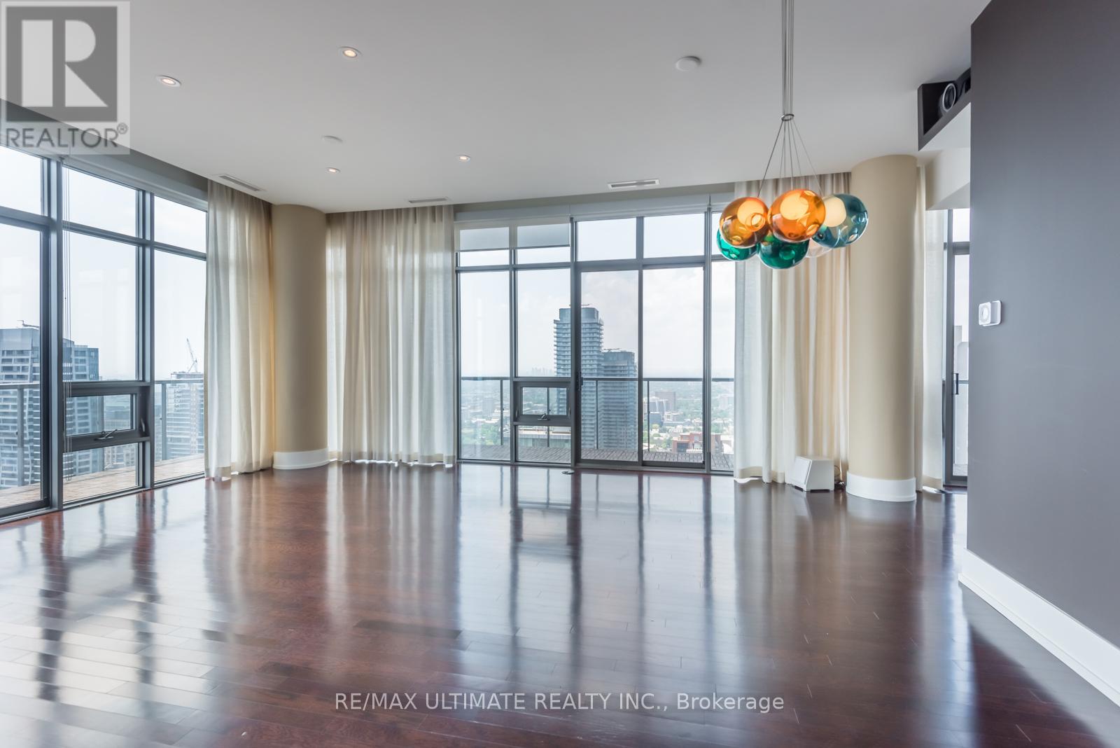 4602 - 33 Charles Street E, Toronto, Ontario  M4Y 1R9 - Photo 6 - C12123620
