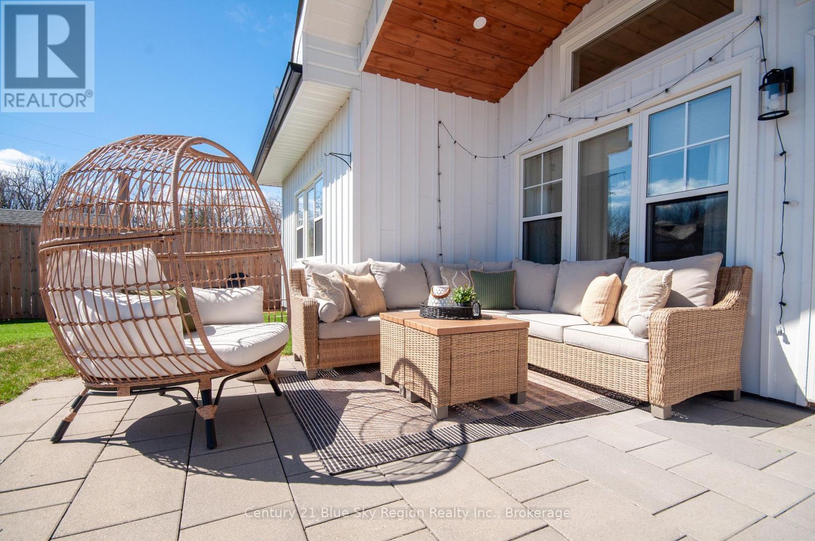 8 Chateau Ridge, North Bay, Ontario  P1C 0B9 - Photo 41 - X12124509