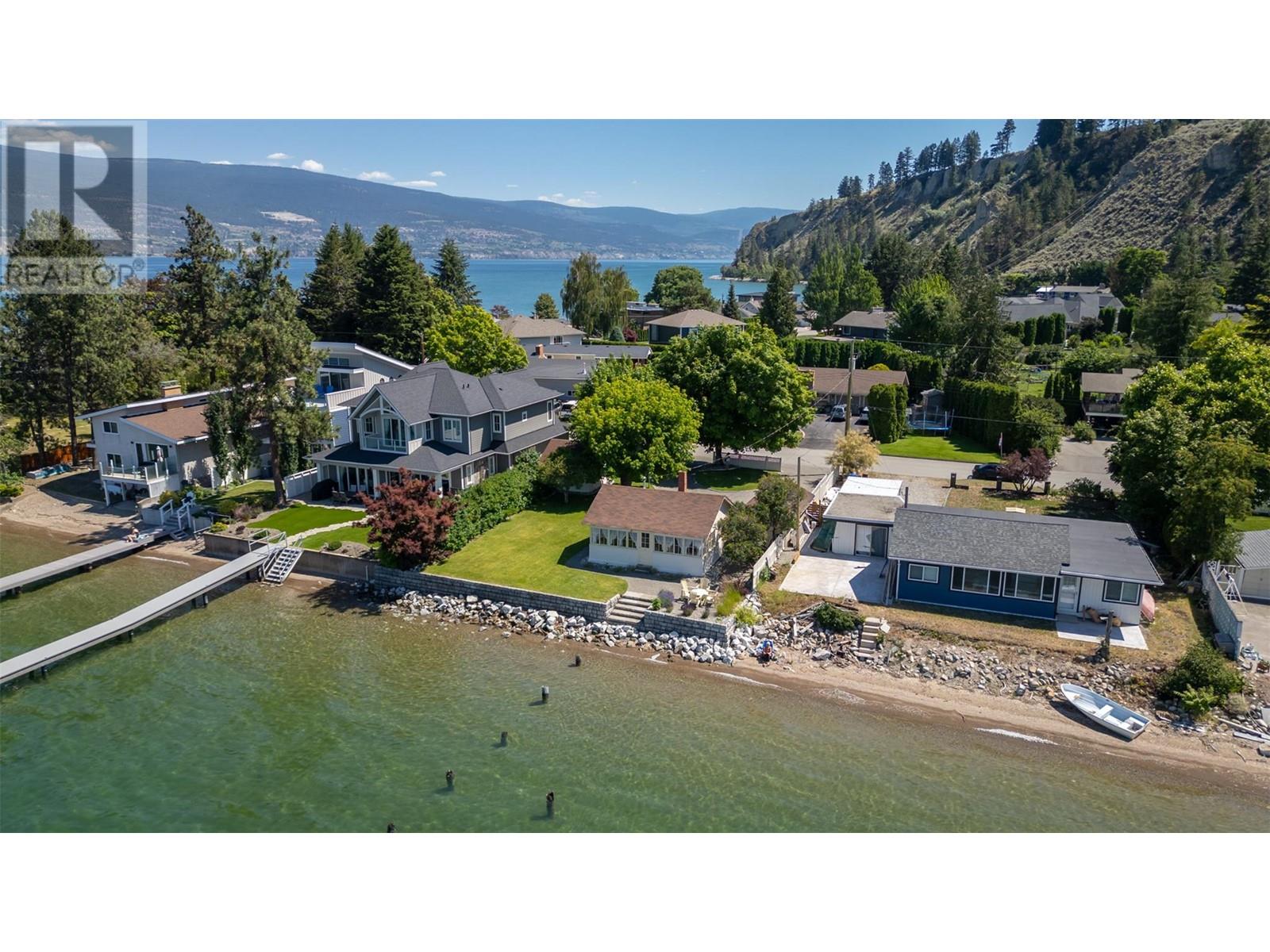 Property at 19235 Lakeshore Drive N image 1