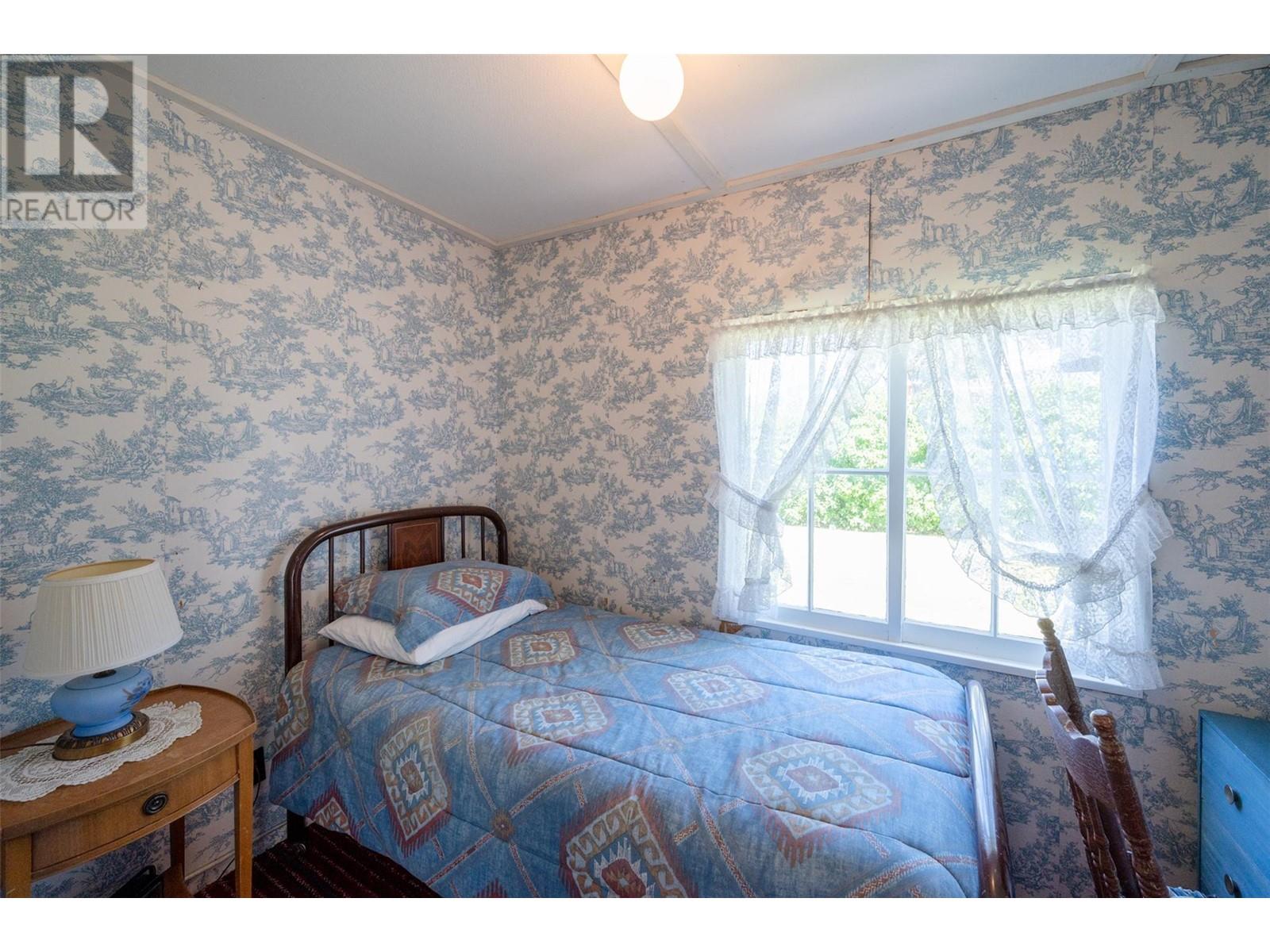 19235 Lakeshore Drive N, Summerland, British Columbia  V0H 1Z6 - Photo 15 - 10346325