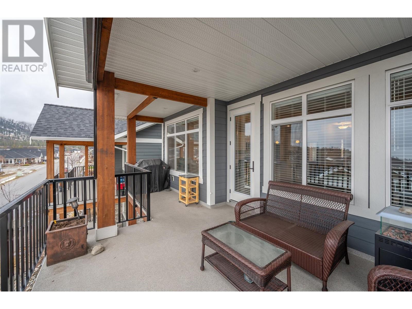 1046 Holden Road, Penticton, British Columbia  V2A 9G4 - Photo 4 - 10346290