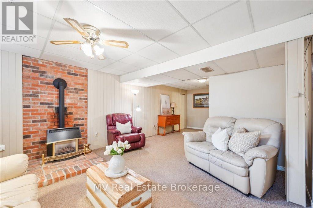 524 Walker Street, Centre Wellington, Ontario  N1M 3J1 - Photo 24 - X12124574