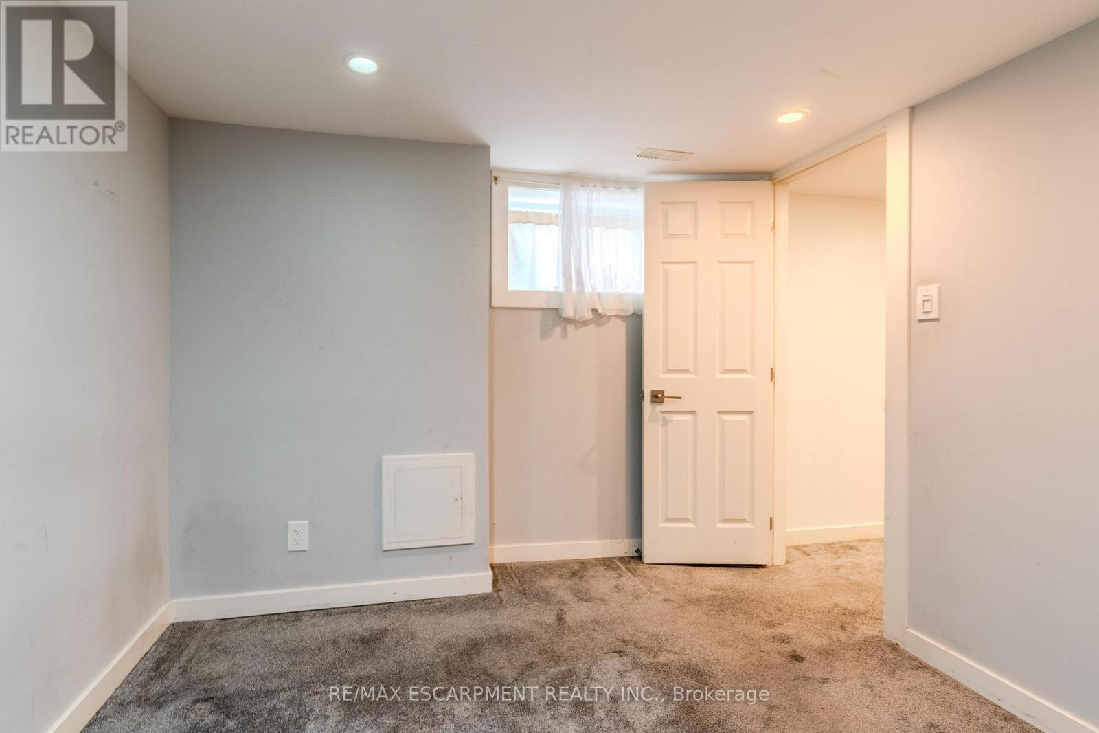33 Brucedale Avenue E, Hamilton, Ontario  L9A 1N1 - Photo 20 - X12124305