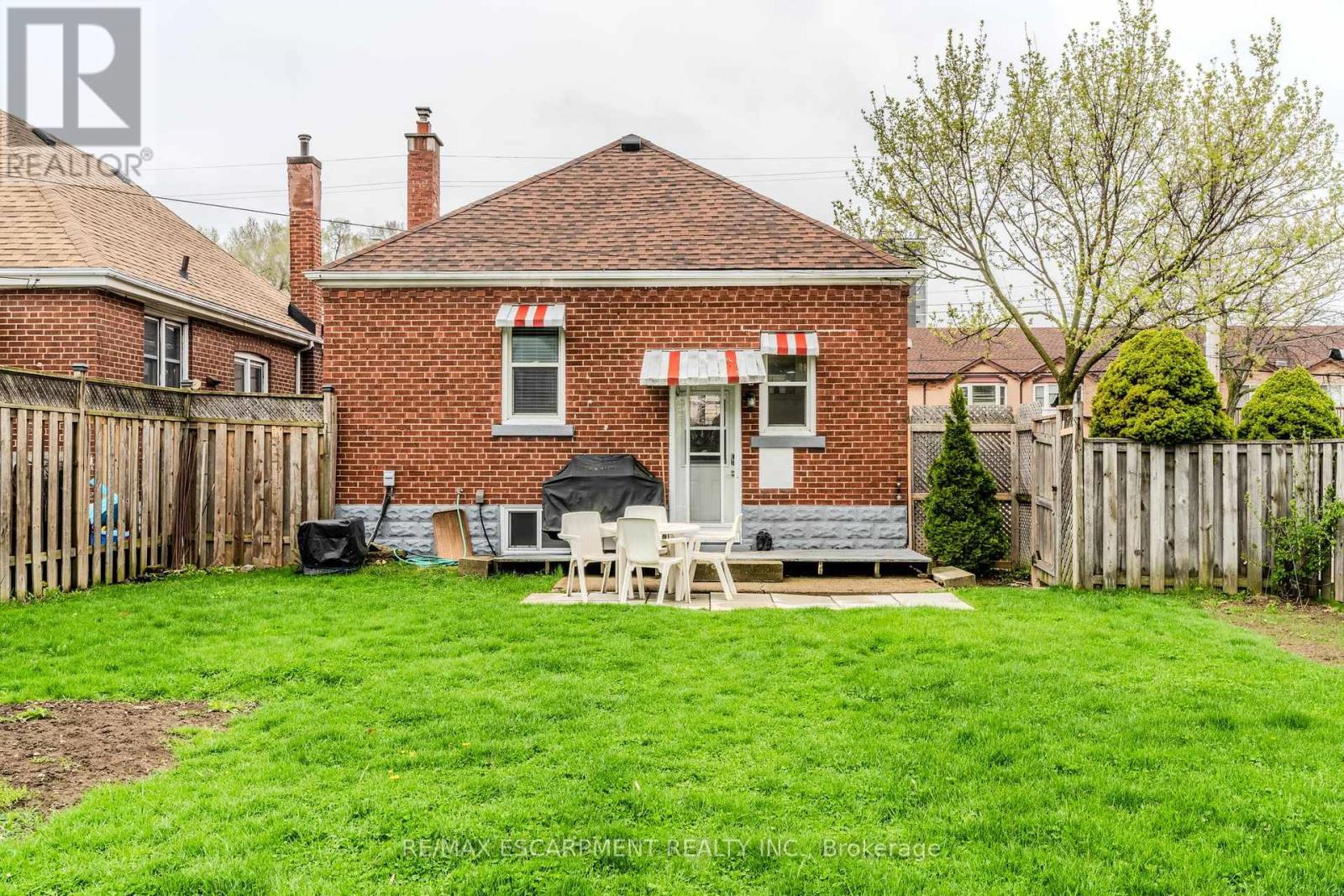 33 Brucedale Avenue E, Hamilton, Ontario  L9A 1N1 - Photo 23 - X12124305