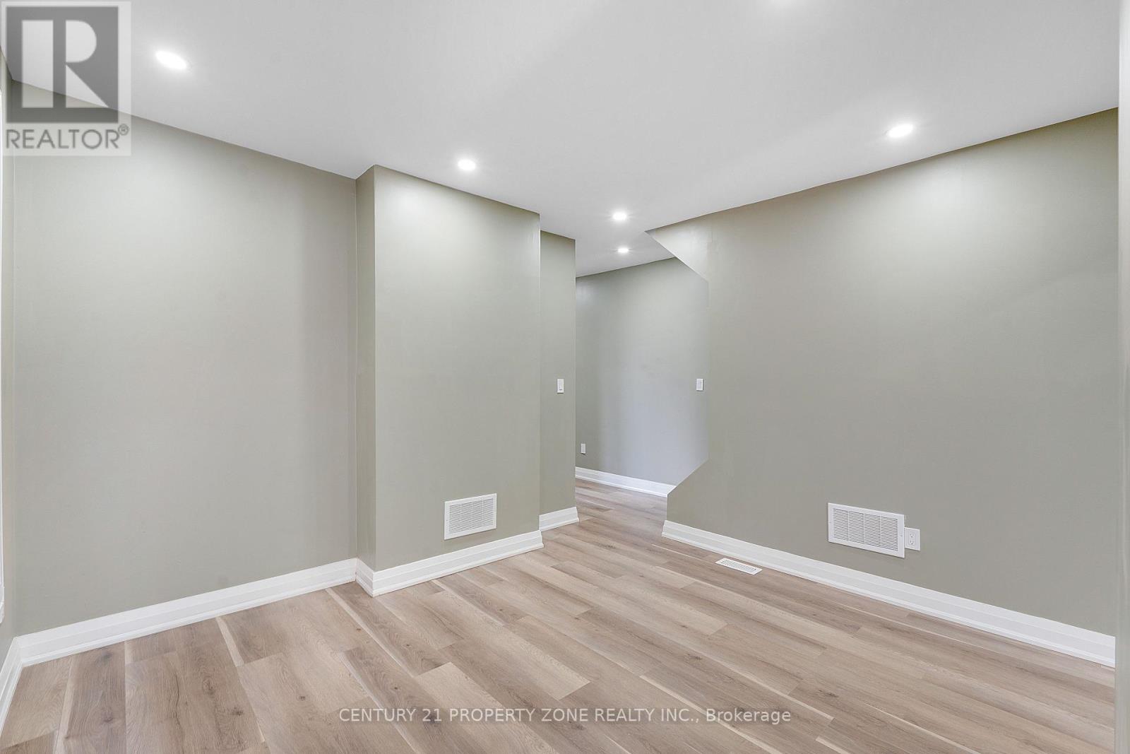 334 Gage Avenue N, Hamilton, Ontario  L8L 7A7 - Photo 13 - X12124322