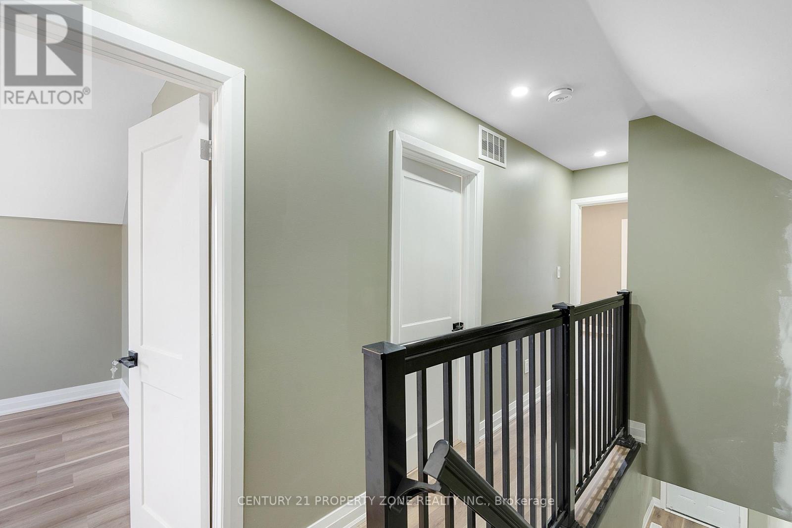 334 Gage Avenue N, Hamilton, Ontario  L8L 7A7 - Photo 16 - X12124322