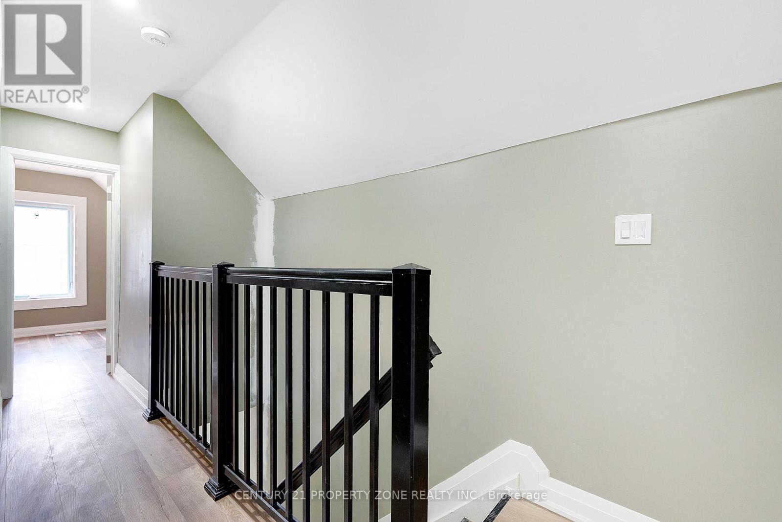 334 Gage Avenue N, Hamilton, Ontario  L8L 7A7 - Photo 17 - X12124322