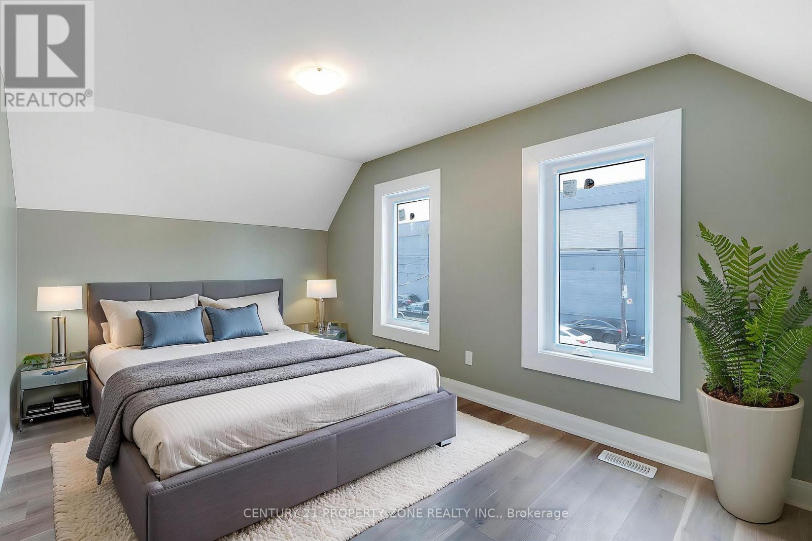 334 Gage Avenue N, Hamilton, Ontario  L8L 7A7 - Photo 20 - X12124322