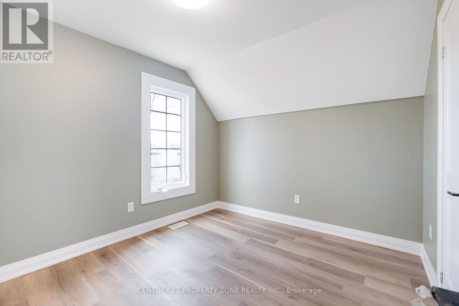 334 Gage Avenue N, Hamilton, Ontario  L8L 7A7 - Photo 27 - X12124322