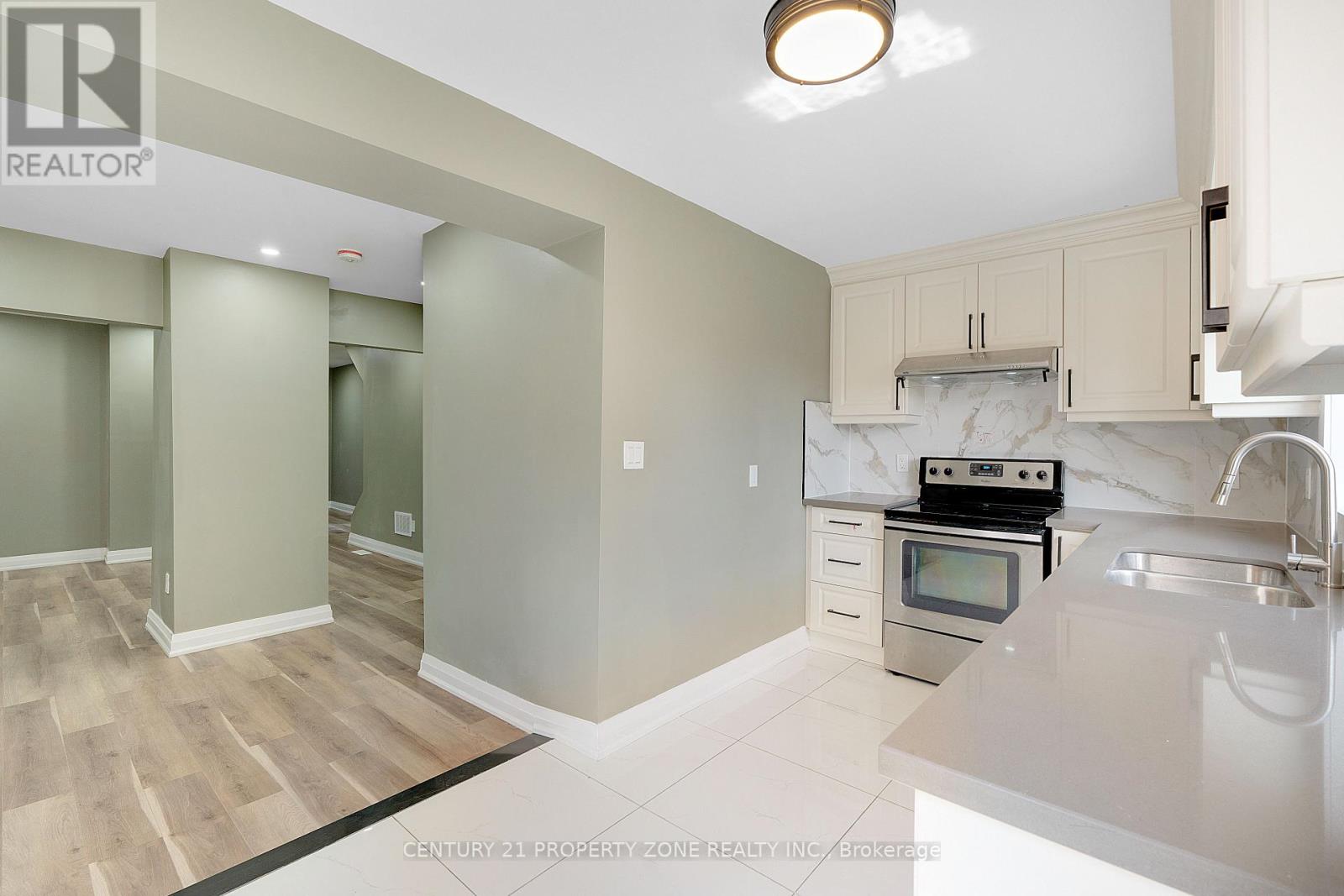 334 Gage Avenue N, Hamilton, Ontario  L8L 7A7 - Photo 6 - X12124322