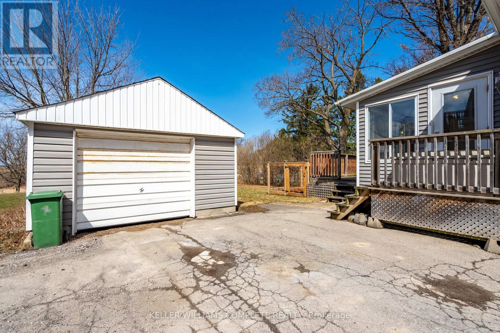 2812 Upper James Street, Hamilton, Ontario  L0R 1W0 - Photo 10 - X12124420